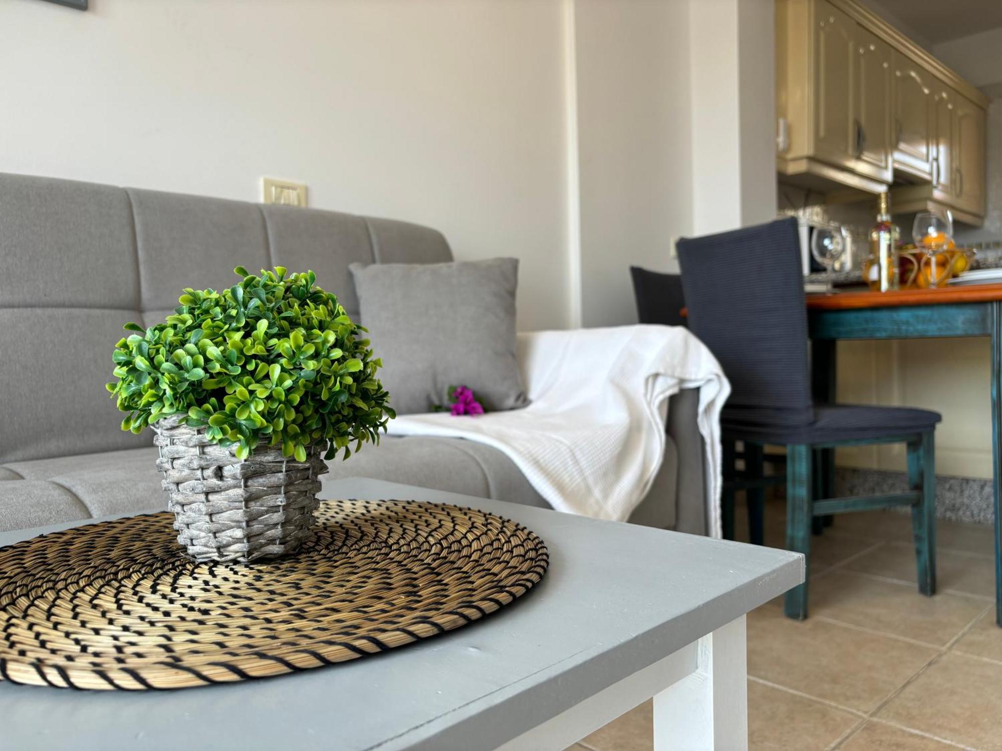 Happy Granada Apartment Los Cristianos  Exterior photo