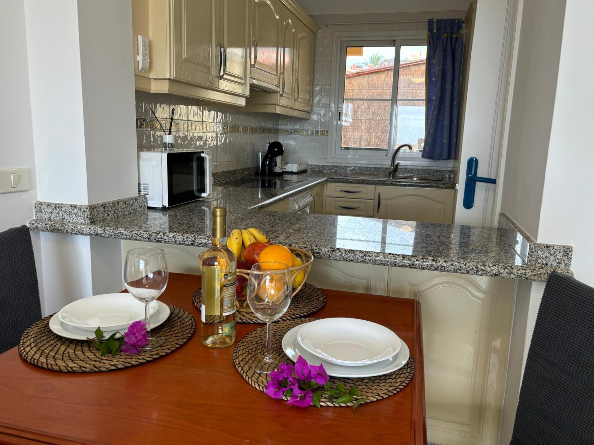 Happy Granada Apartment Los Cristianos  Exterior photo